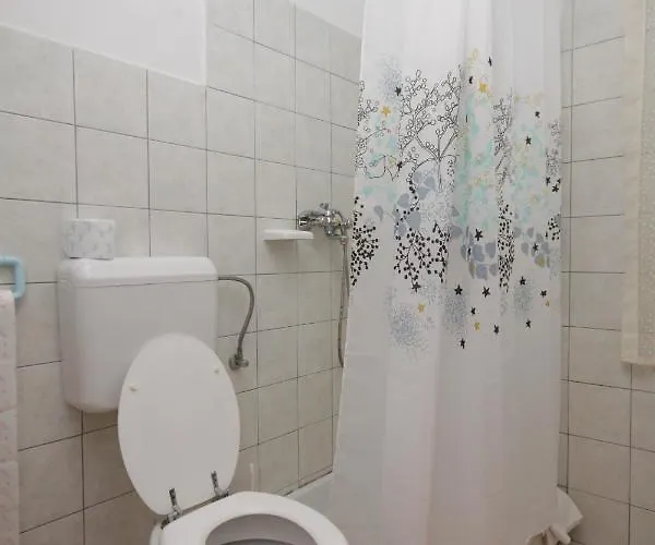 8152a Apartman *
